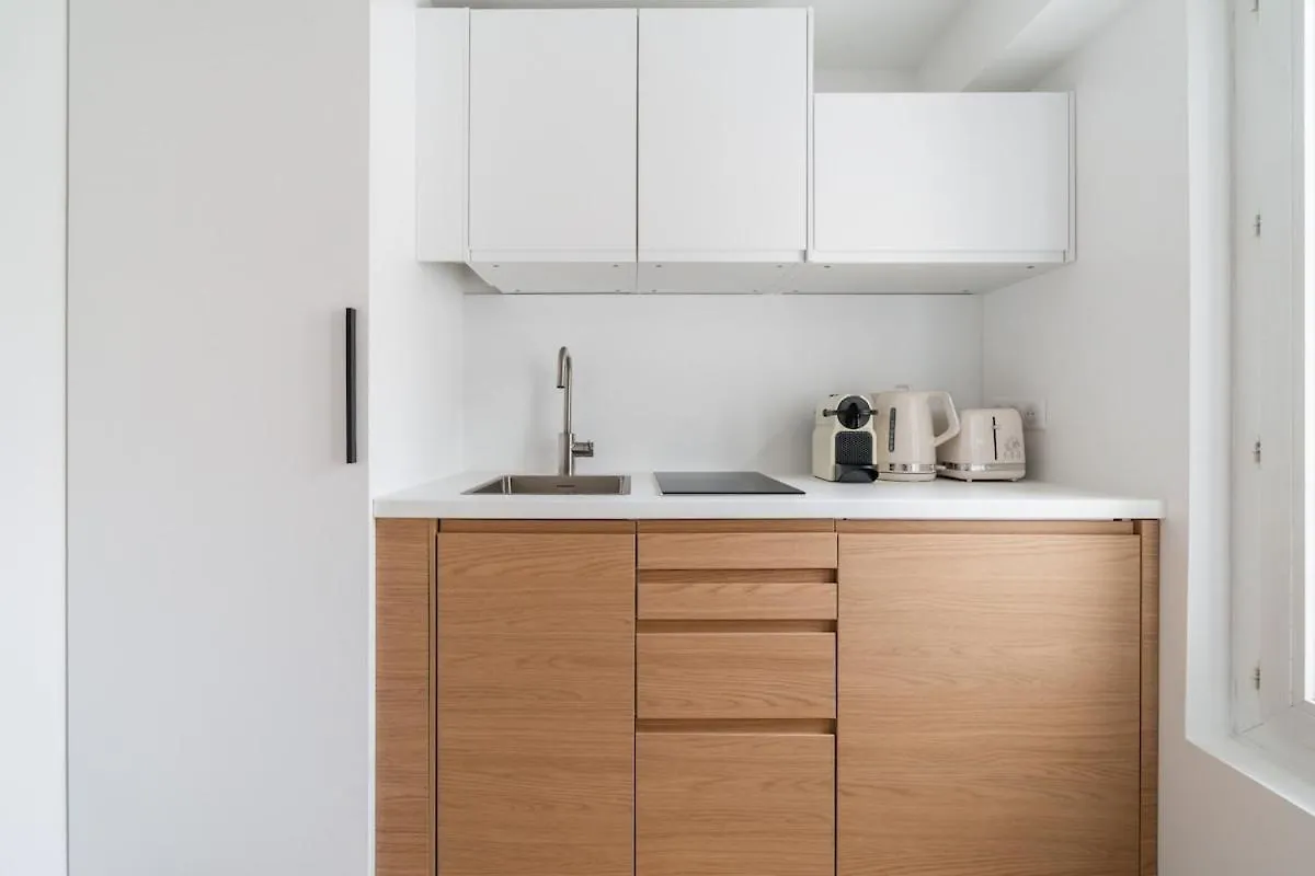 Sereners - Charming Serviced Apartments - Saint Germain Parigi