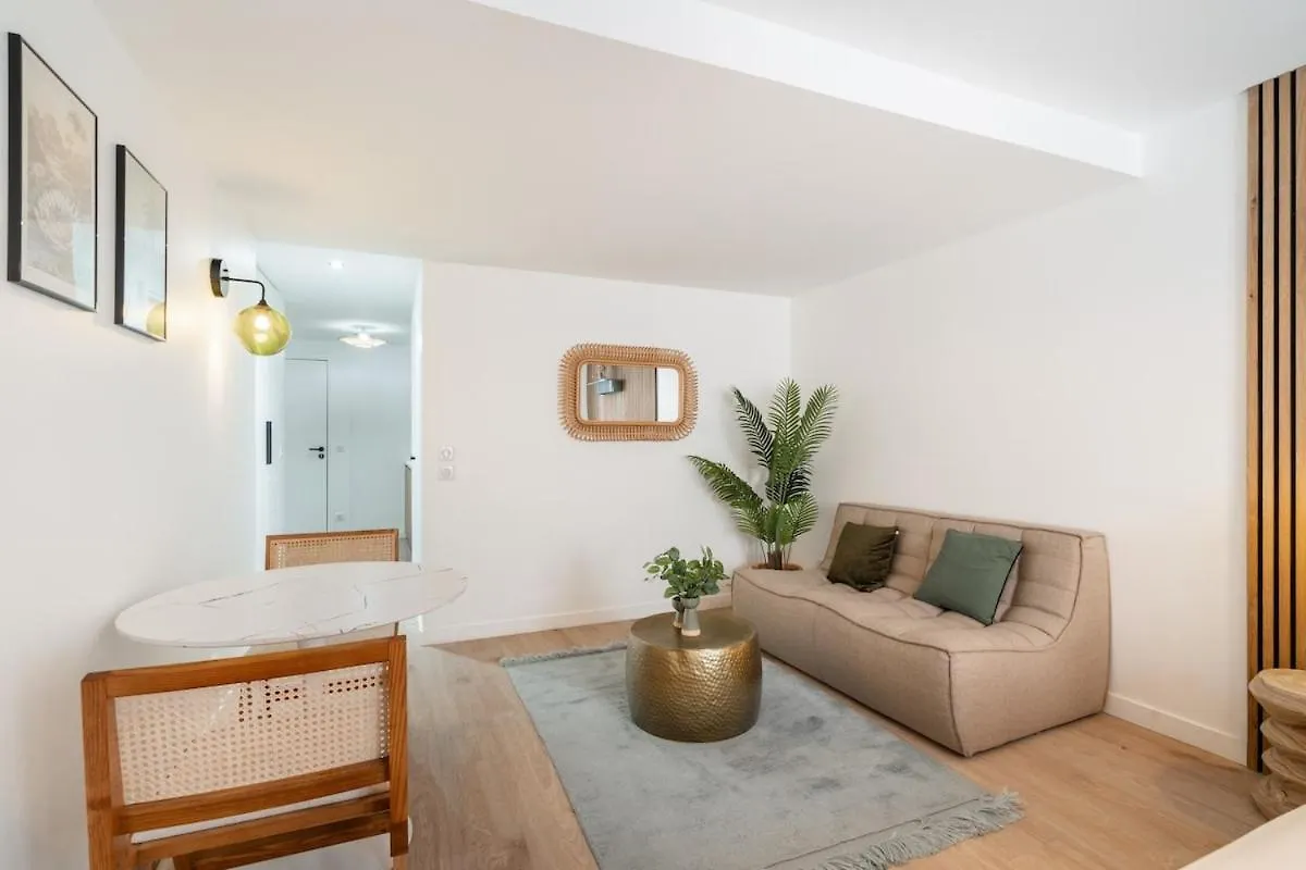 Sereners - Charming Serviced Apartments - Saint Germain Parigi Francia