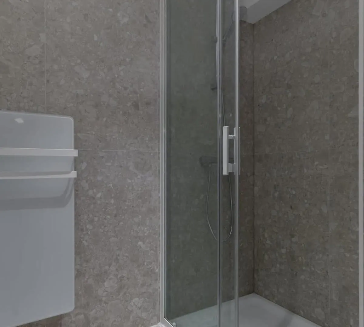 Sereners - Charming Serviced Apartments - Saint Germain Paris 0*,  França