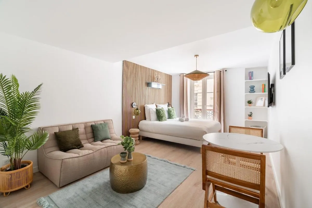 Sereners - Charming Serviced Apartments - Saint Germain Paris 0*,  França