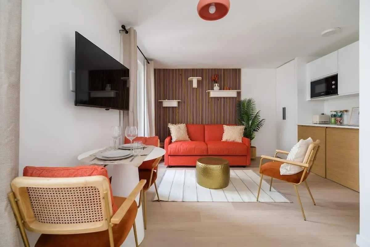 Sereners - Charming Serviced Apartments - Saint Germain contacts